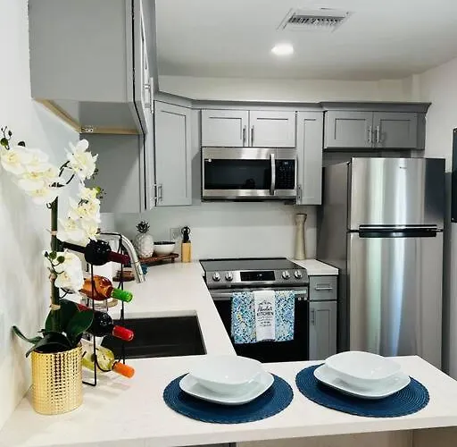 Roy'S Guest House